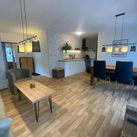 Geraeumige In Mit Terrasse, Garten Und Grill Apartment Bad Elster